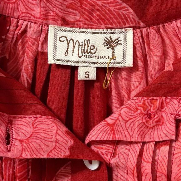 Mille Bonnie Long Puff Sleeve Mini Dress in Crimson Floral‎ - Picture 9 of 10